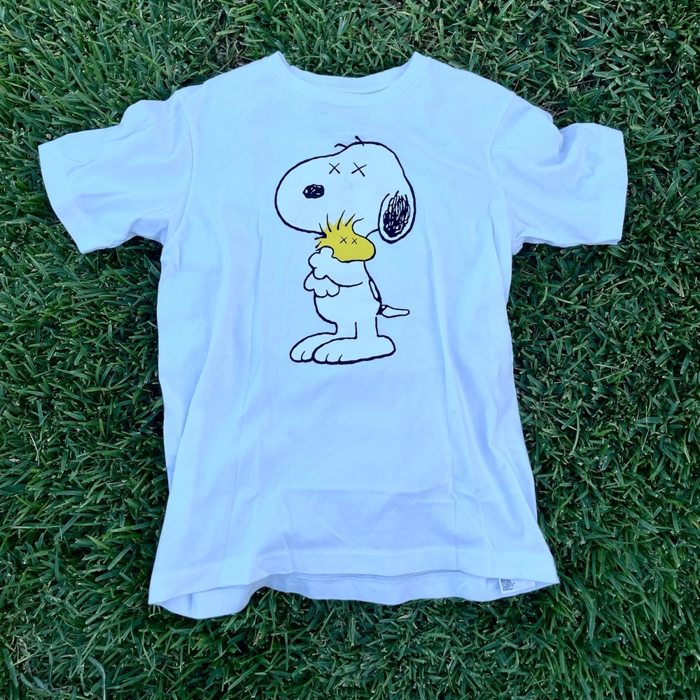 KAWS X PEANUTS t shirt